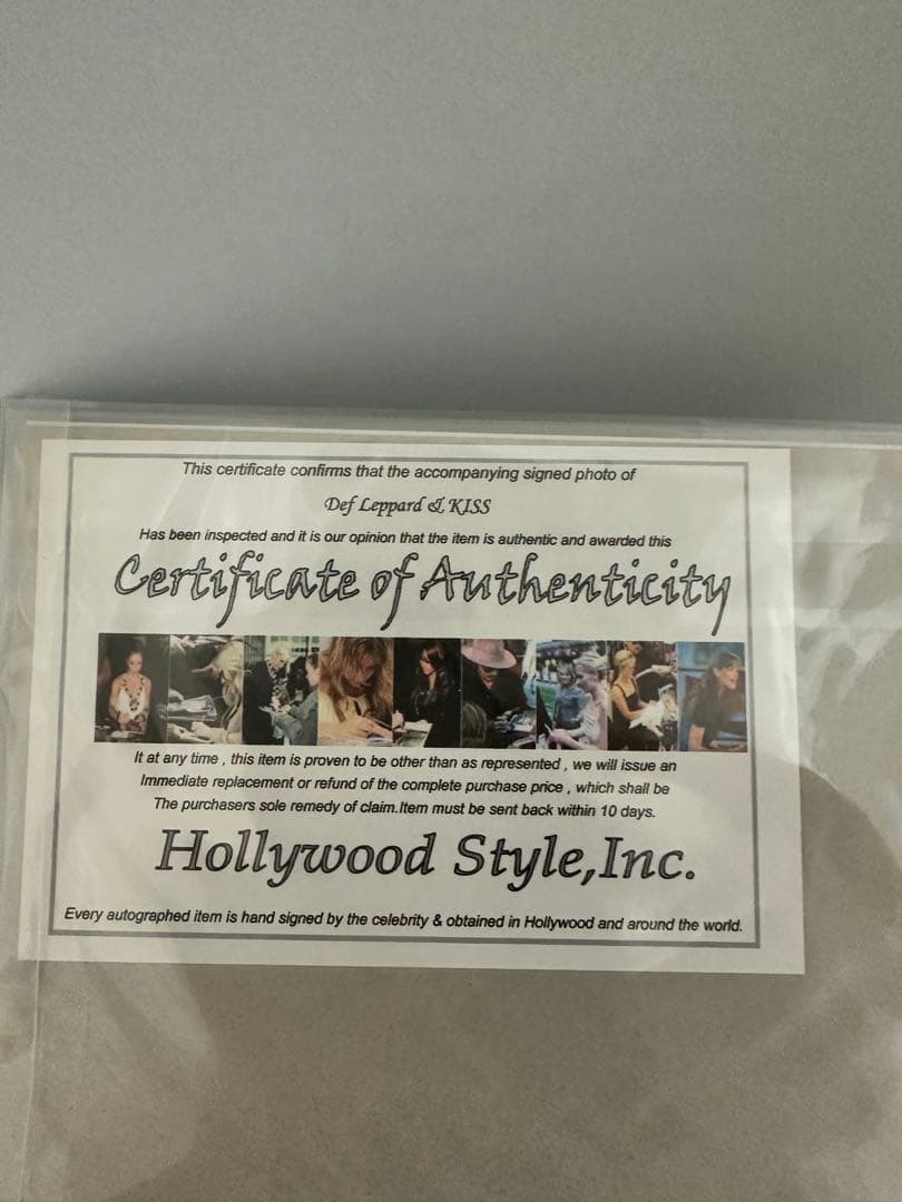 KISSとDef Leppardの共同サイン入り写真と証明書