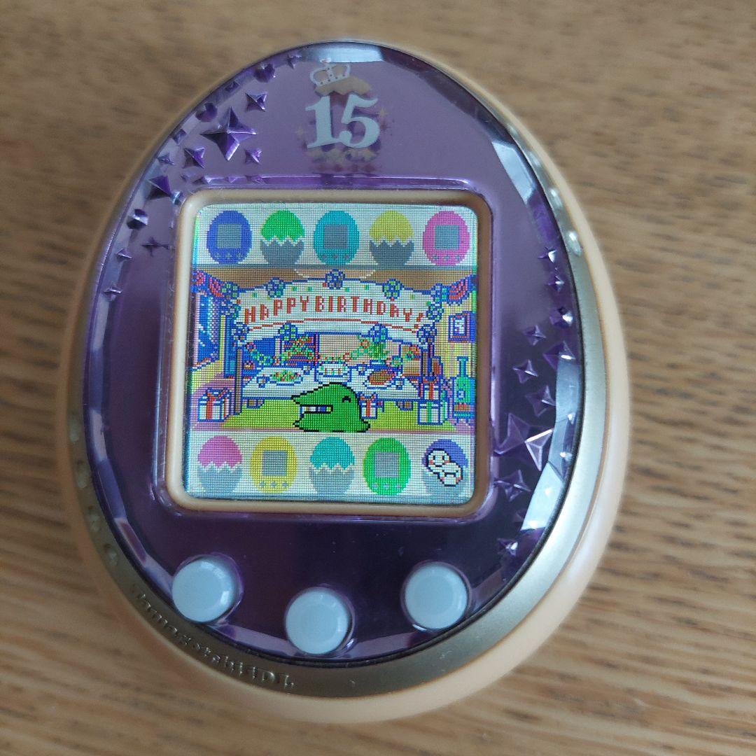 たまごっち15th Anniversary ver.　ロイヤルピンク