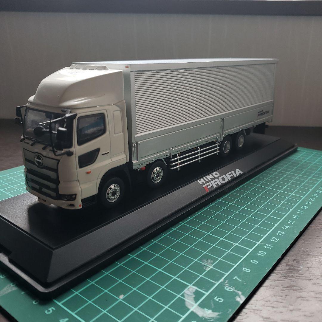 非売品1/43　日野プロフイア　本体約30cmダイカスト製品