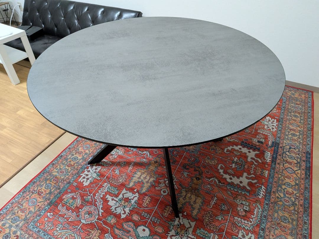 週末2日間値下中！ニトリメラミン丸型テーブル（直径120）