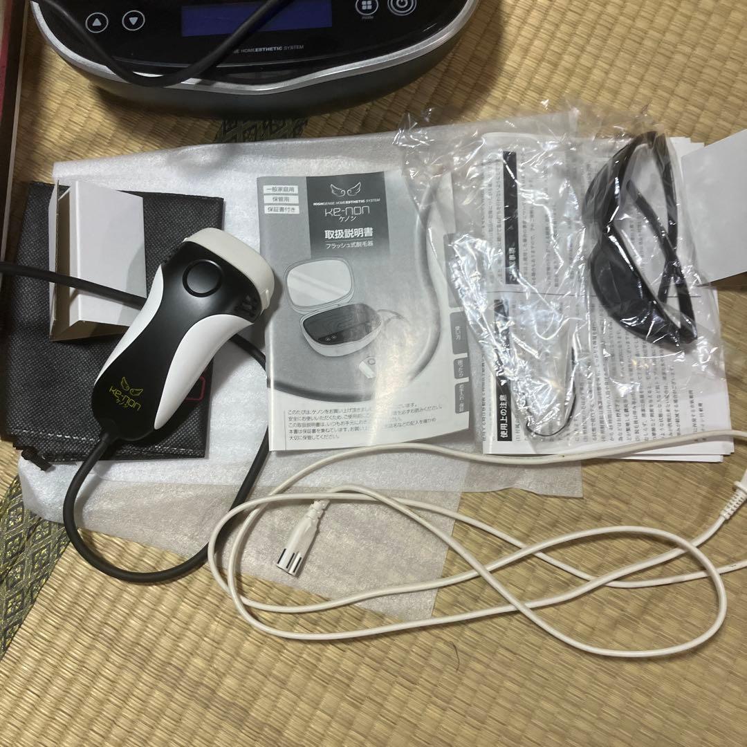 ケノン脱毛器 8.0 眉毛脱毛器付　ストロングカートリッジ付き