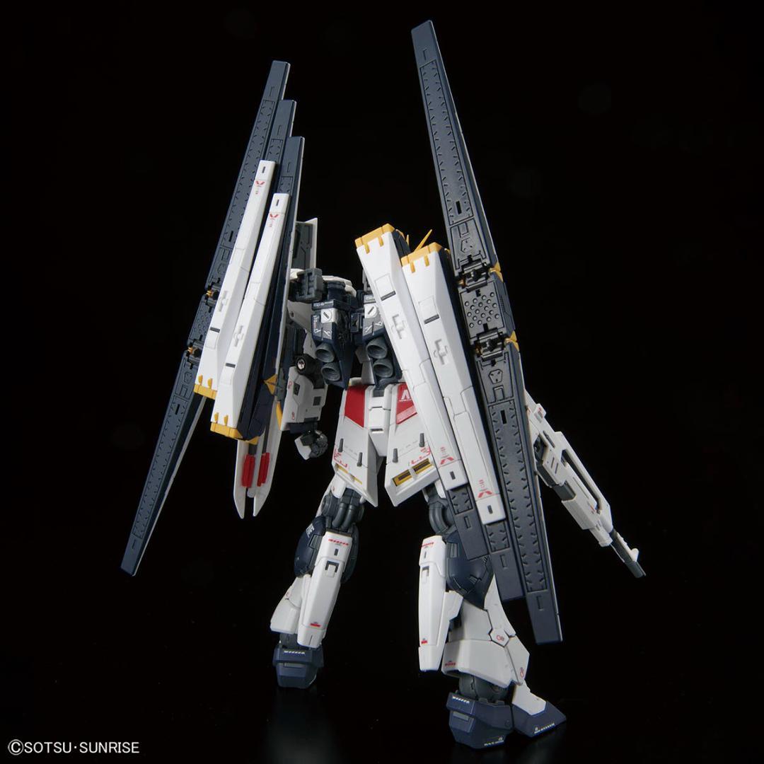 【2品セット】RG νガンダム ダブルフィンファンネル／サザビー【新品未開封】