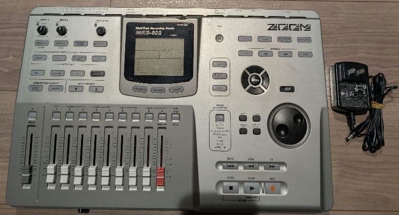 動作品 ZOOM MRS-802 マルチトラックレコーダー CD-RW搭載