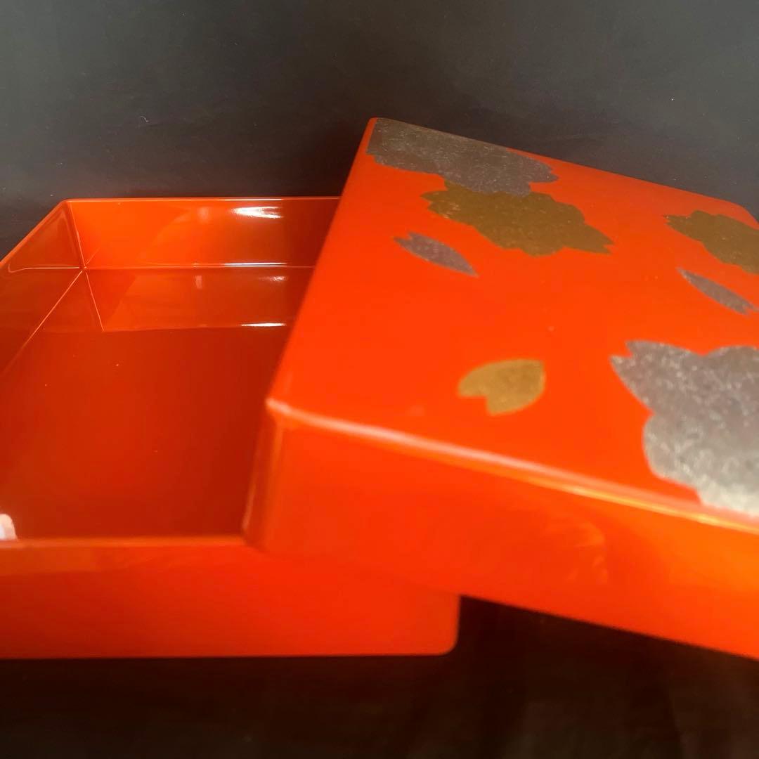 文箱　漆塗り　朱塗り　漆器　金箔　銀箔　桜　工芸品　伝統工芸　硯箱