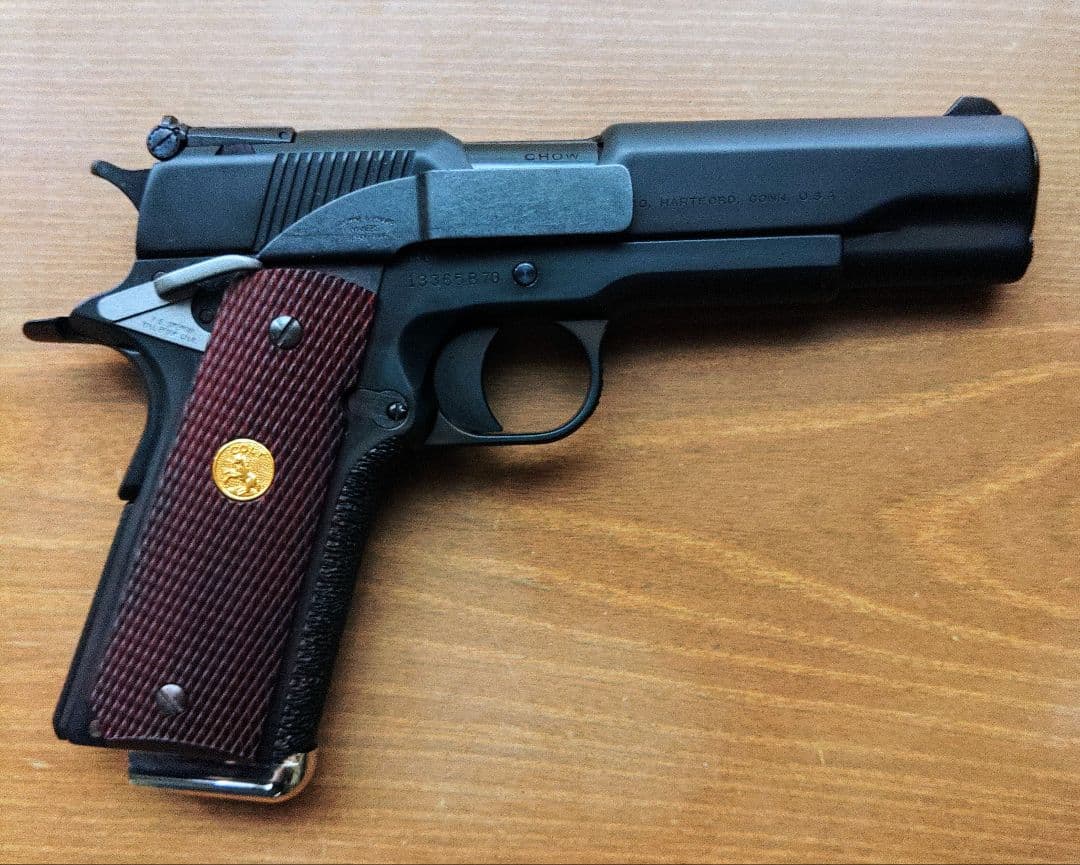 WA ボブチャウ・ガンブラックver/木製グリップ付