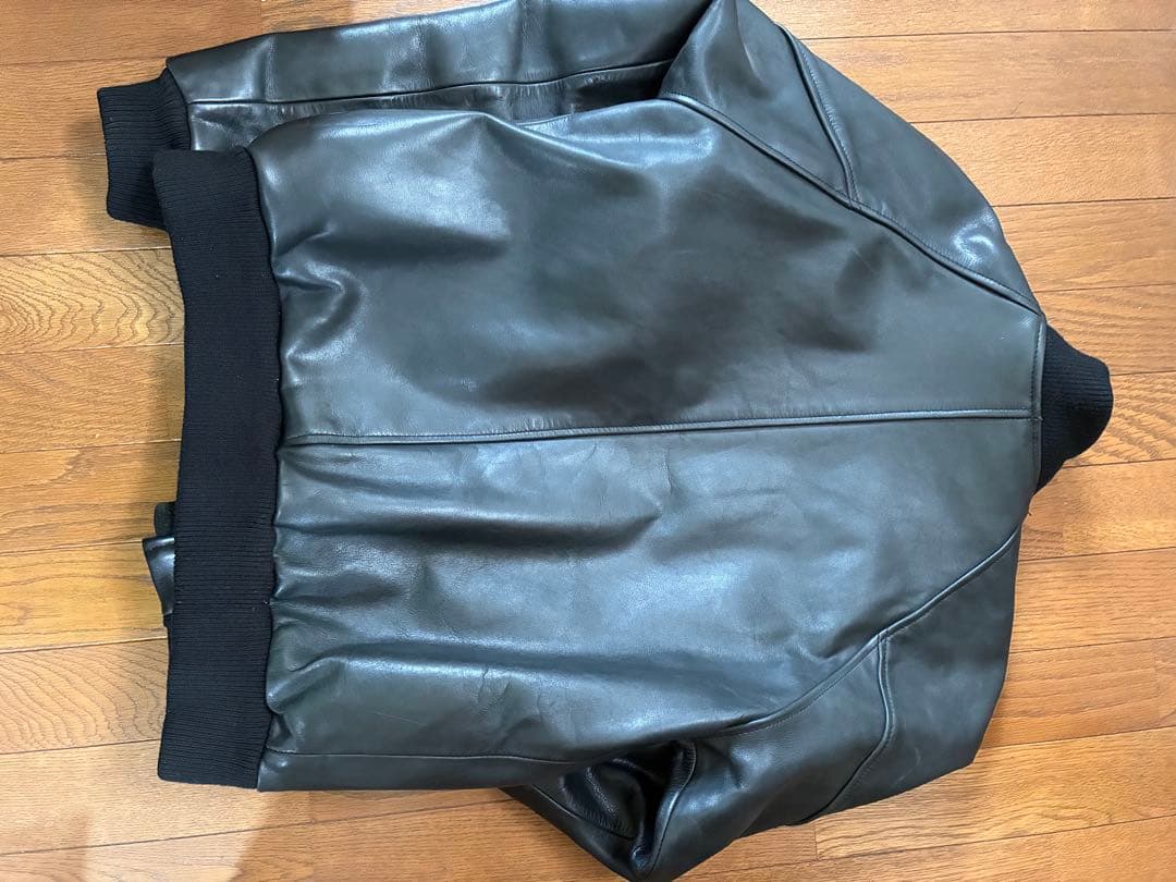 黒 レザー シングルライダースジャケット 炎の刺繍