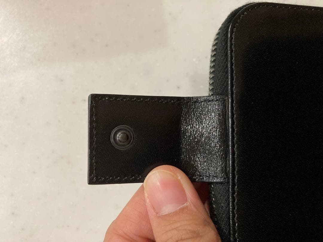 Fendi ブラック モノグラム 二つ折り財布