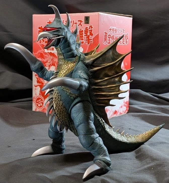 ガイガン 大怪獣シリーズ 東宝怪獣総進撃 （バンダイミュージアム）ソフビ箱付