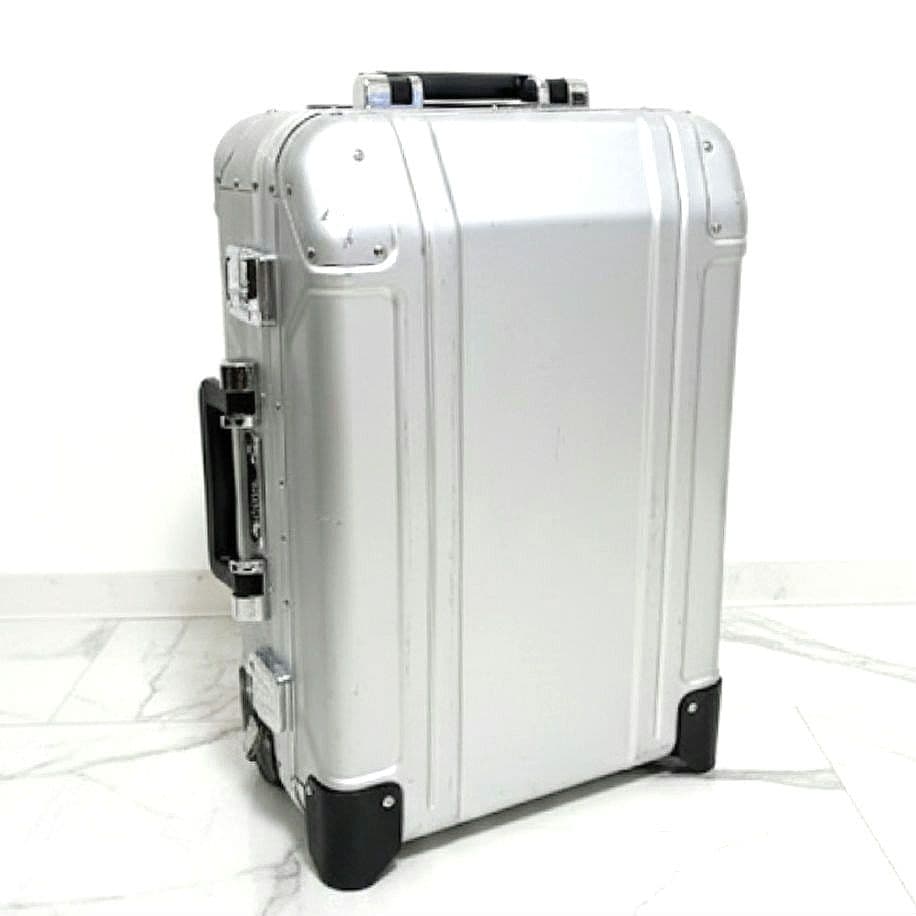 ✨極美品✨ゼロハリバートン　ZR-Geo キャリーケース　アルミ　機内持込可能