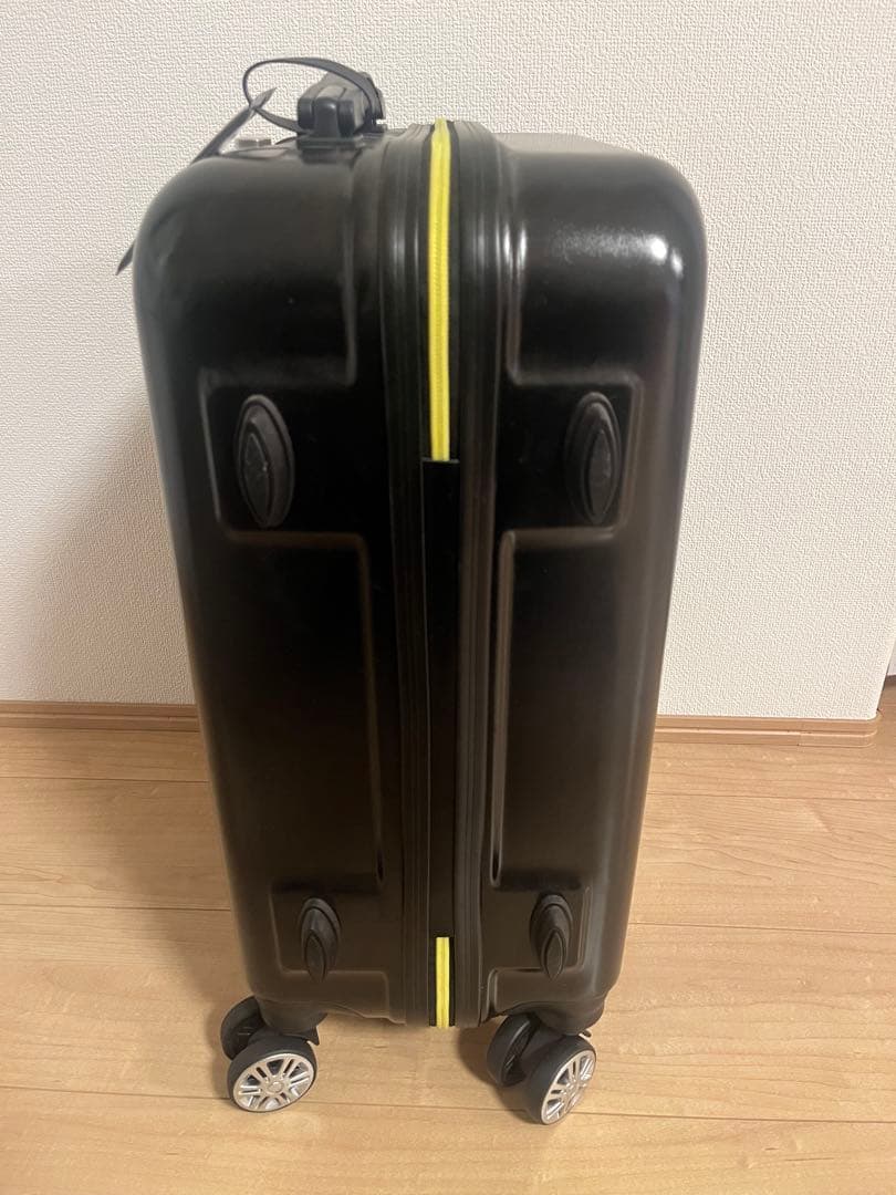 マンウィズ　スーツケース