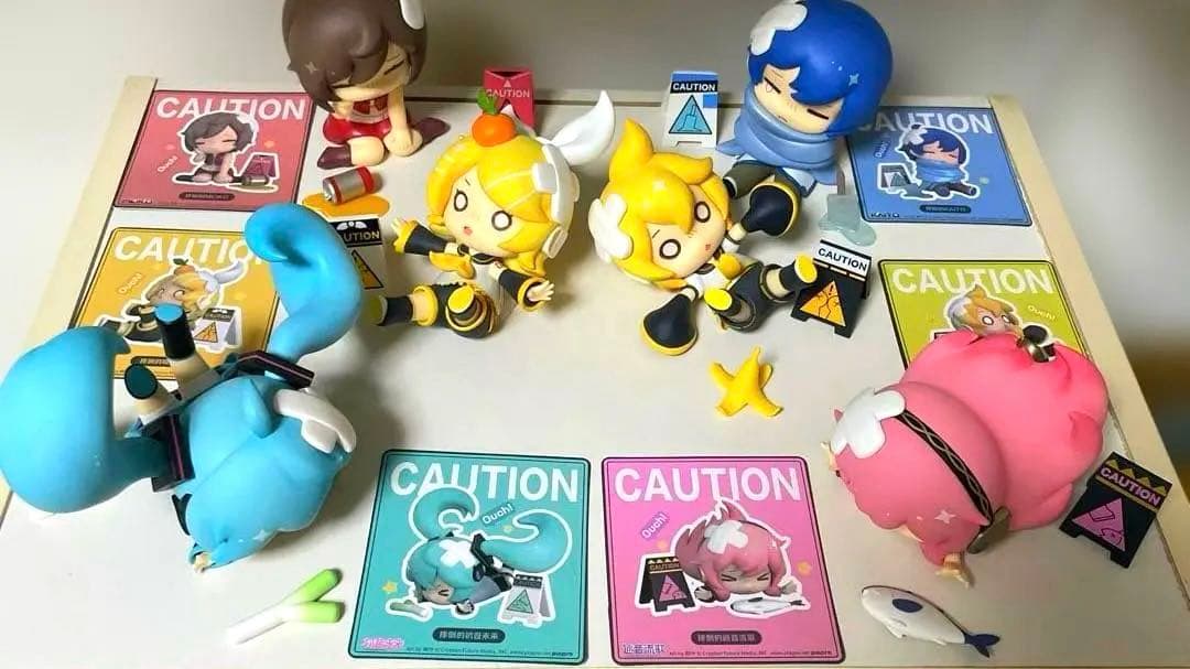 転倒した初音ミク フィギュア 天聞角川 中古品