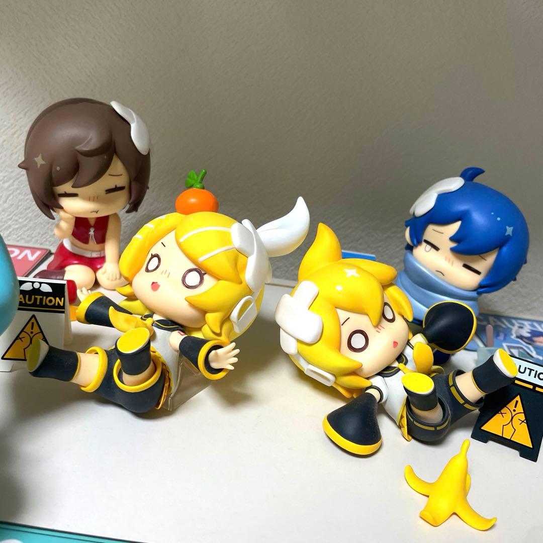 転倒した初音ミク フィギュア 天聞角川 中古品