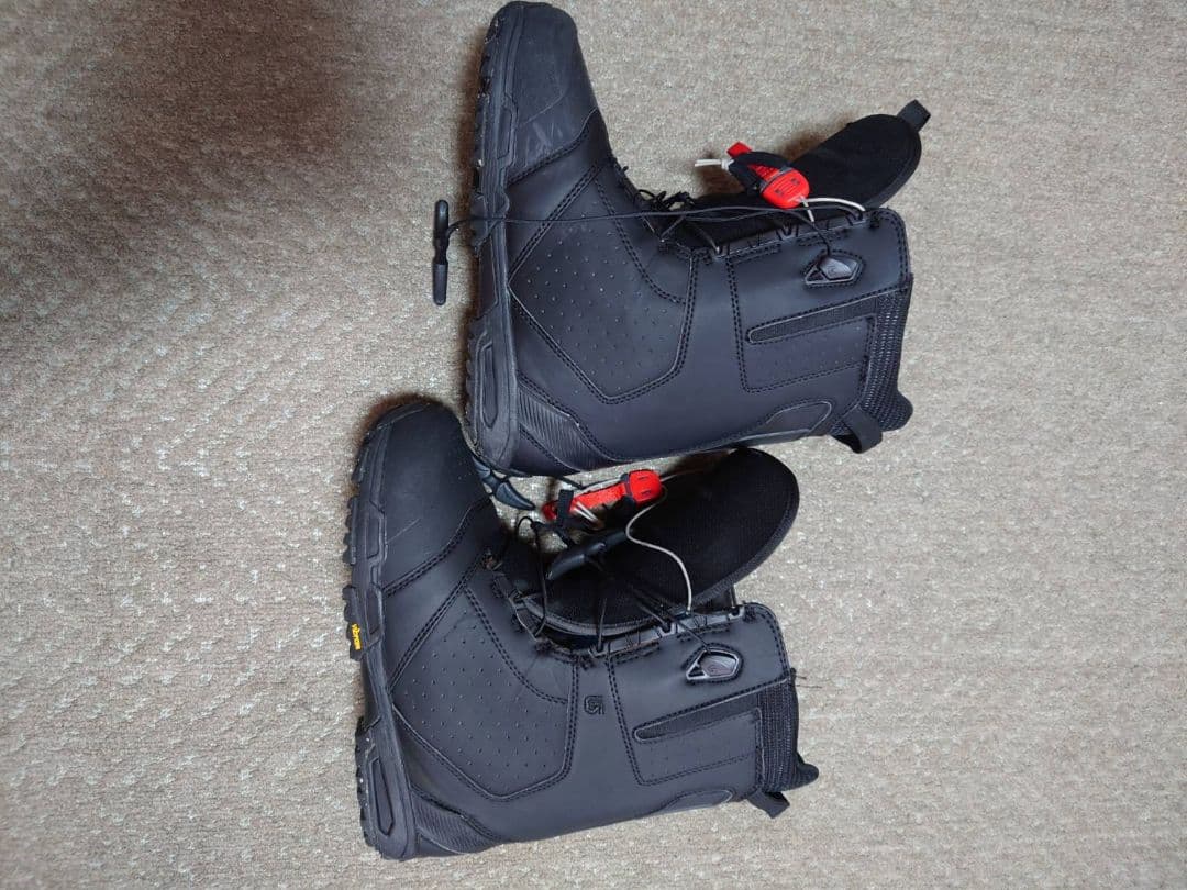 YC　お値下げ！バートン スノーボードブーツ D-Xモデル