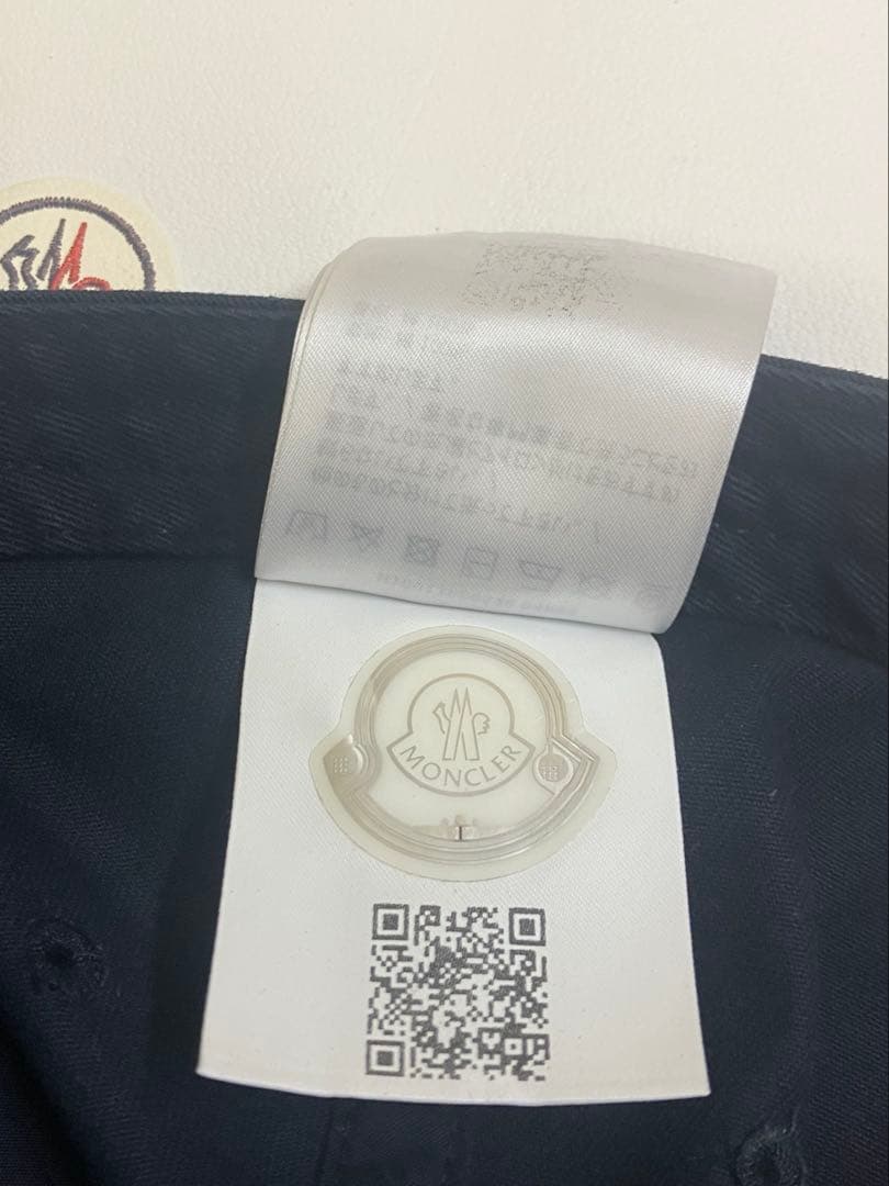 【正規品　認証確認済】MONCLER ベースボールキャップ