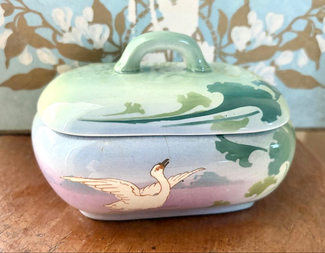 フランスアンティーク 蓋付きケース リュネヴィル窯 スワン 白鳥 小物入れ