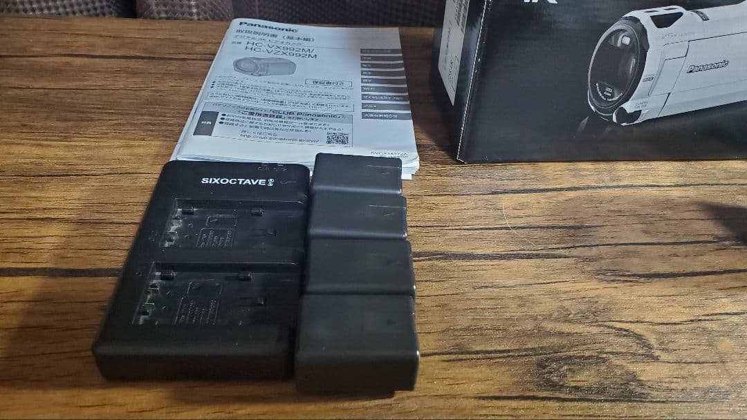 Panasonic HC-VX992M 4Kビデオカメラ 本体 バッテリー5個