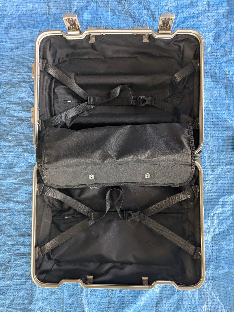 【cat】Mercedes-Benz キャリーケース