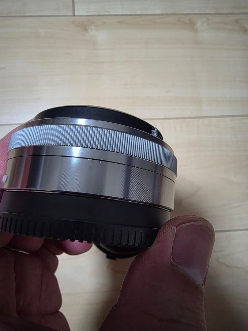 SONY 単焦点レンズSEL16F28　コンバータVCL-ECU2　セット