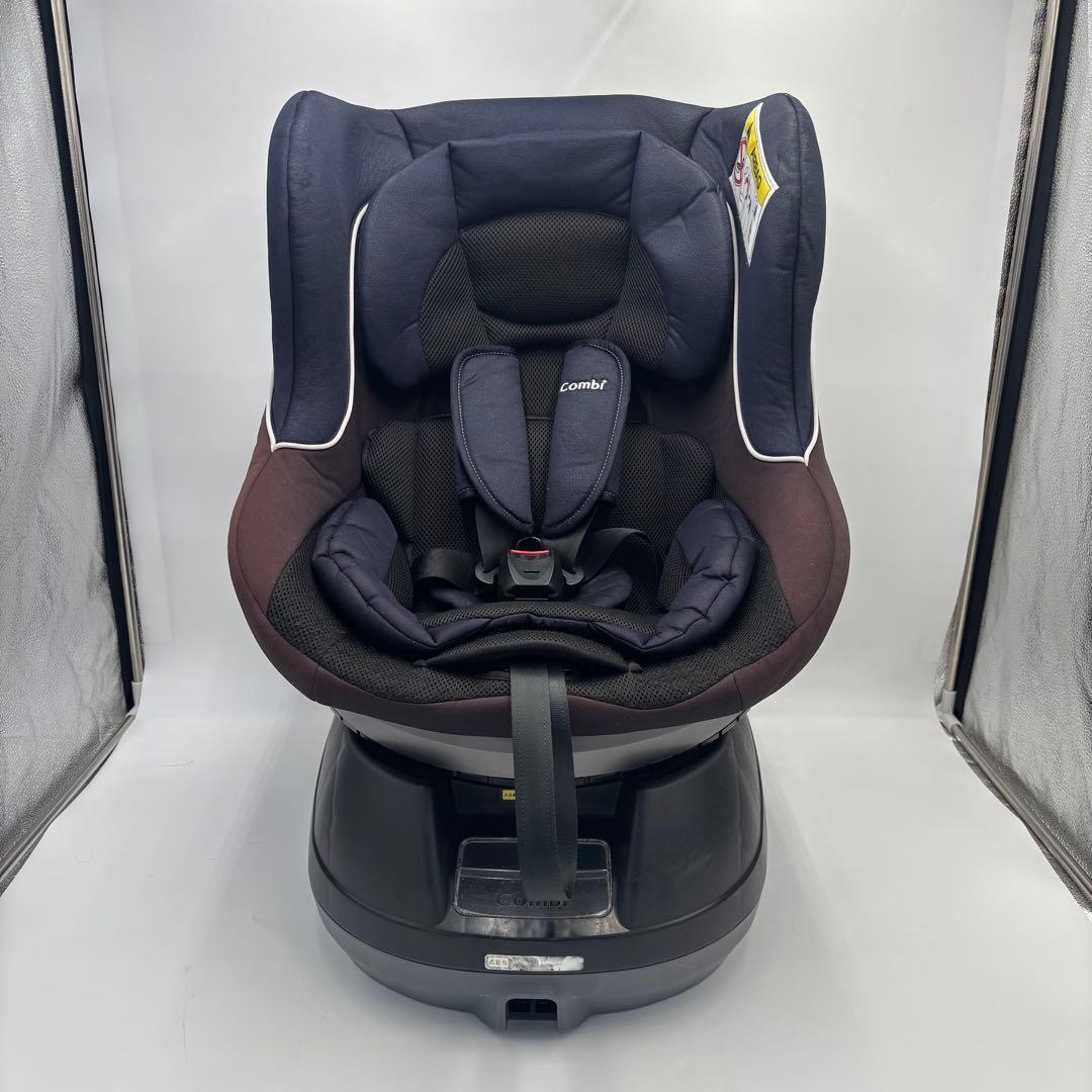 良品　コンビ　チャイルドシート　ネセルターンネクスト 360°ターン 新生児〜