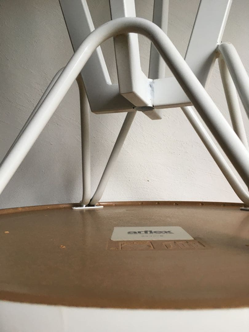 arflex ラウンドテーブル