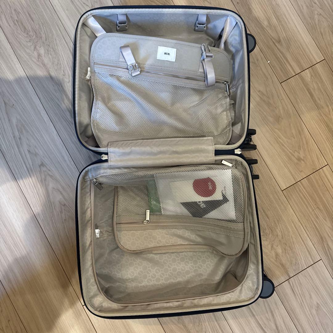 ace. キャリーバッグ