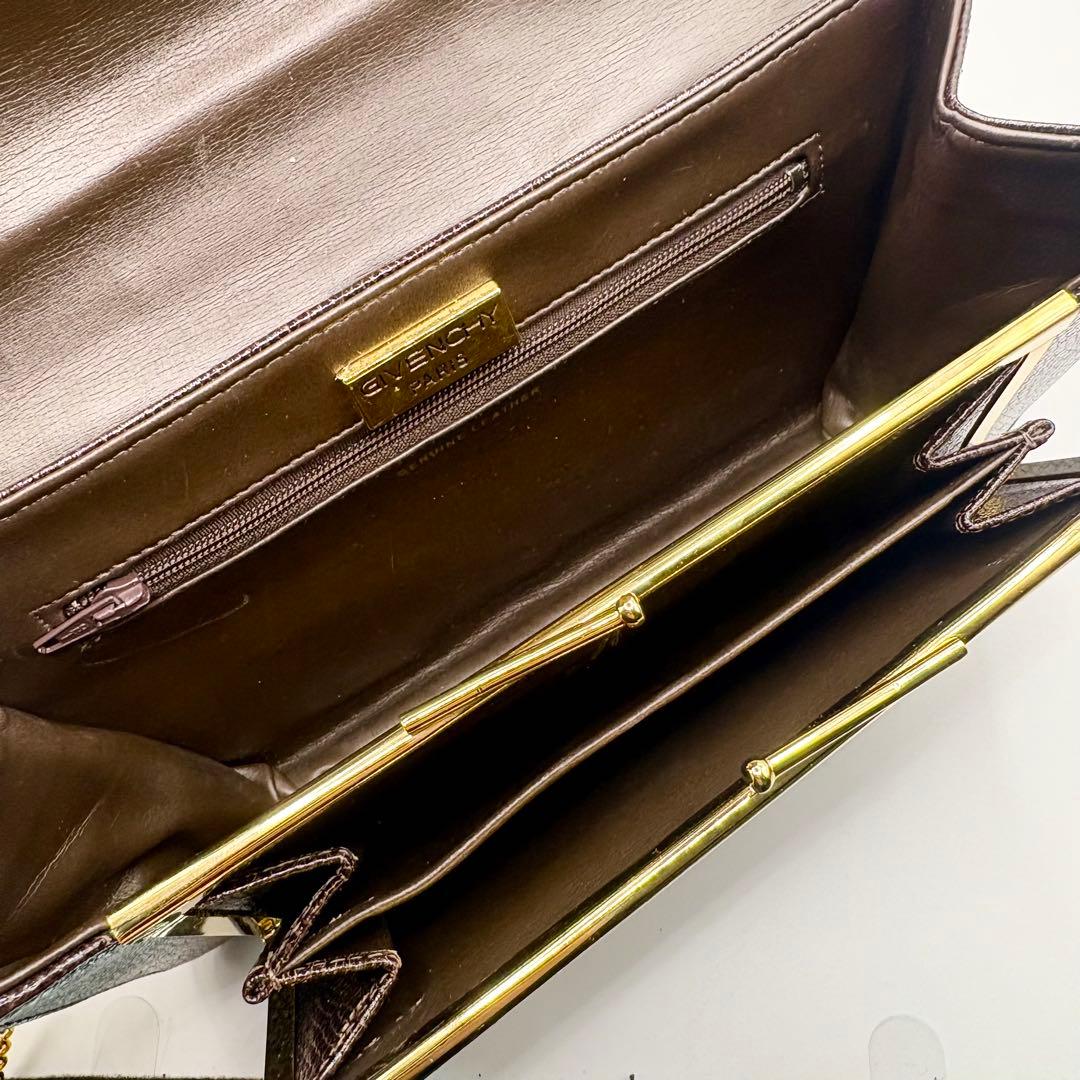 ①GIVENCY 4Gロゴ チェーン ショルダーバッグ