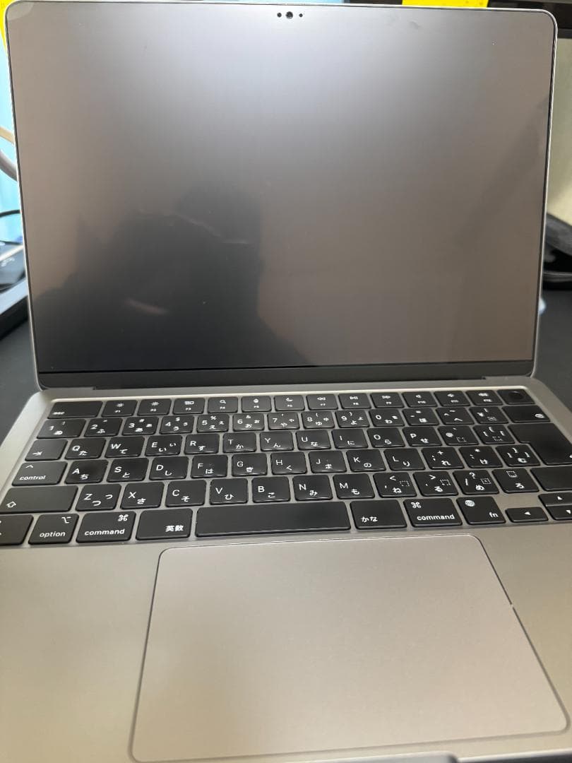 MacBook Air M2 13インチ 8GB/256GB Apple整備済品