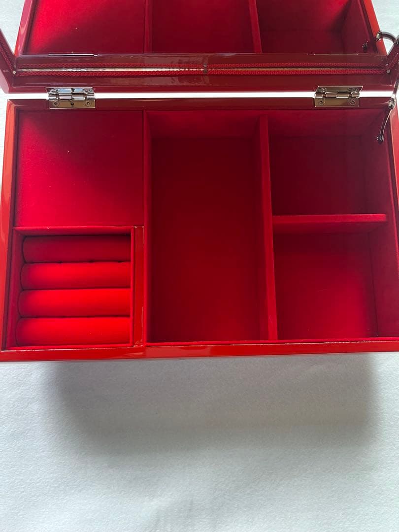 琉球漆器　アクセサリー箱　宝箱　オルゴール　安里屋ユンタ　箱付き　赤　鏡