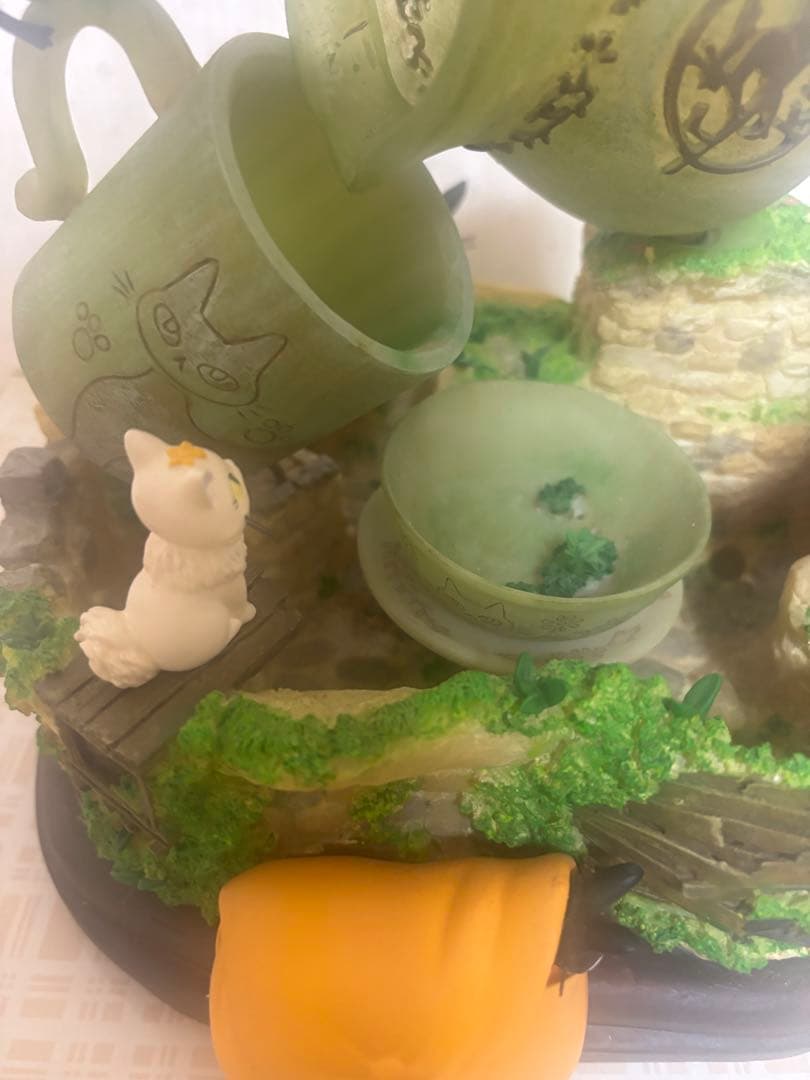 スタジオジブリ　魔女の宅急便　ウォーターガーデン　置物