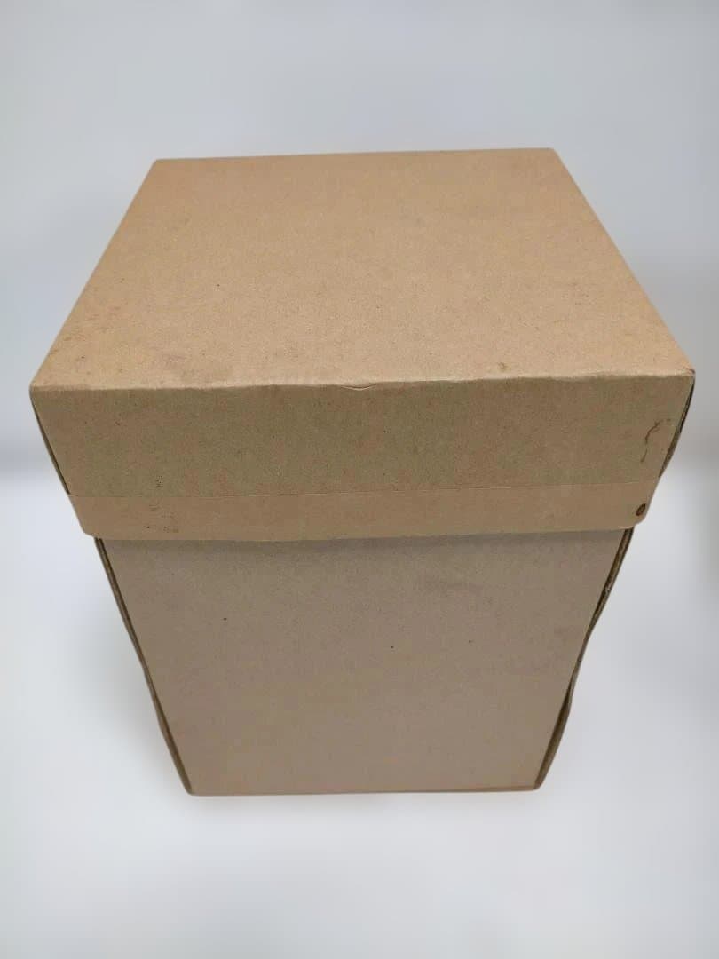 【送料無料】陶器製 骨壺 未使用品 蓋付き 和柄 共箱あり 251225-10T