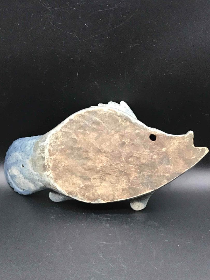 中国骨董　清時代　石湾窯藍釉　魚　置物　旧家蔵出し(C-11)