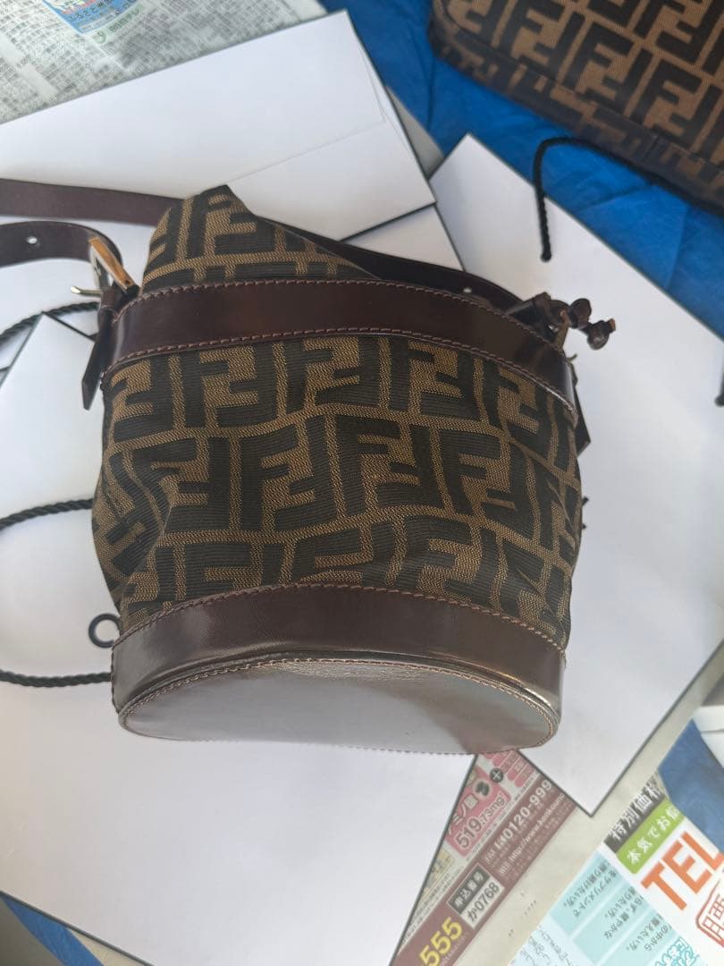 Fendi ロゴパターン ショルダーバッグ