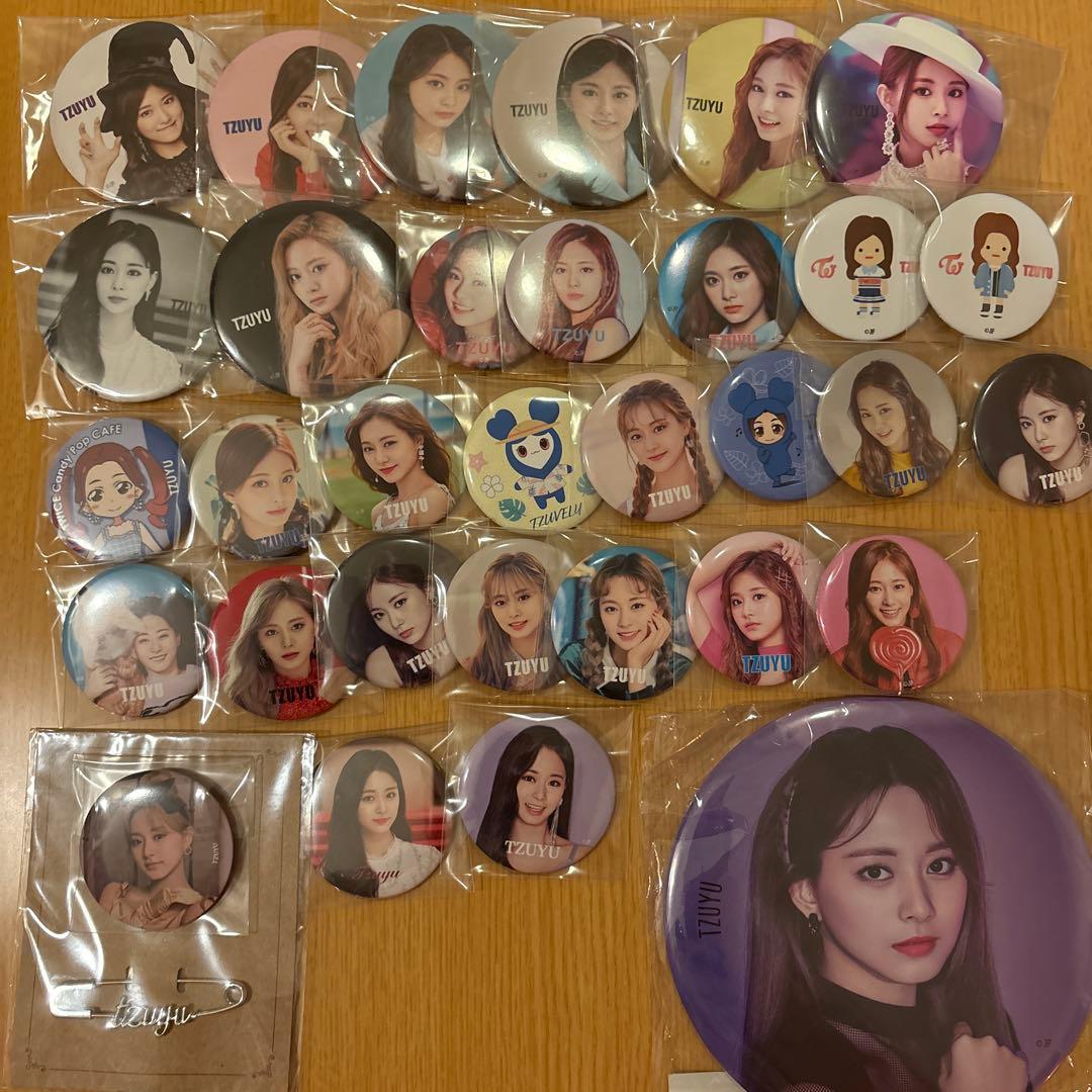 TWICEツウィ 缶バッチセット