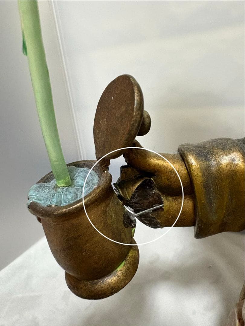 ミ*ク様 美女と野獣 ガストン＆ル・フウ フィギュア 銅像 訳あり