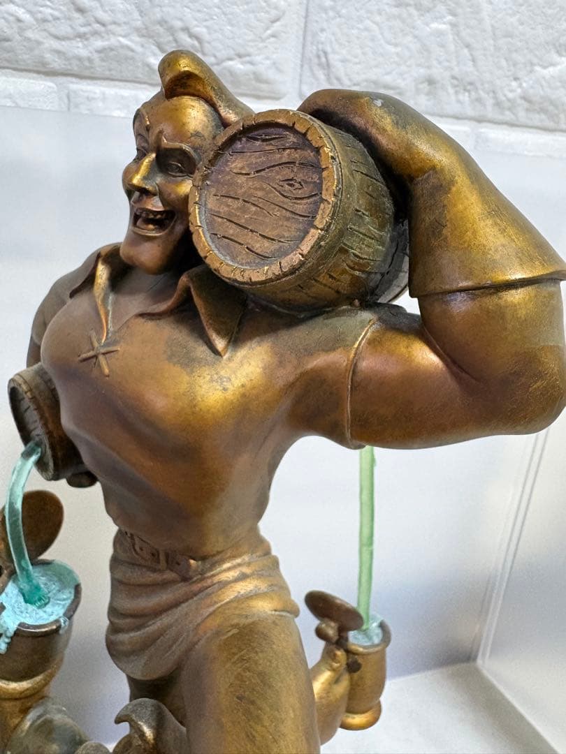 ミ*ク様 美女と野獣 ガストン＆ル・フウ フィギュア 銅像 訳あり