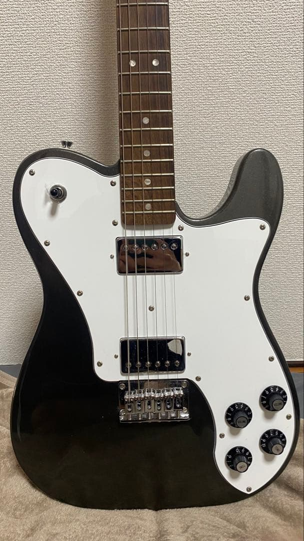 squier by FENDER ギター　DELUXE