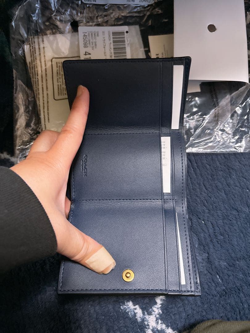 COACH ネイビー 三つ折り財布