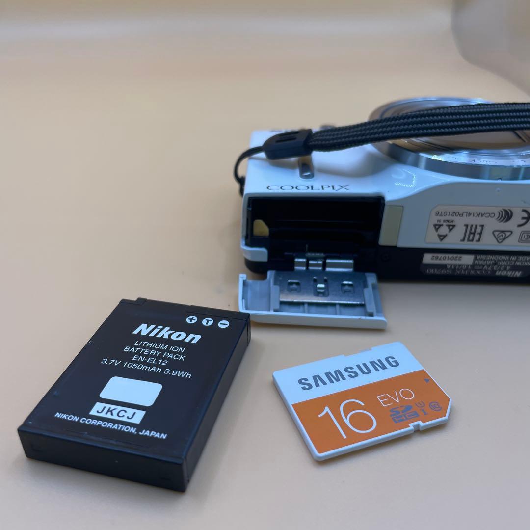 Nikon COOLPIX S9700 デジカメ 1449