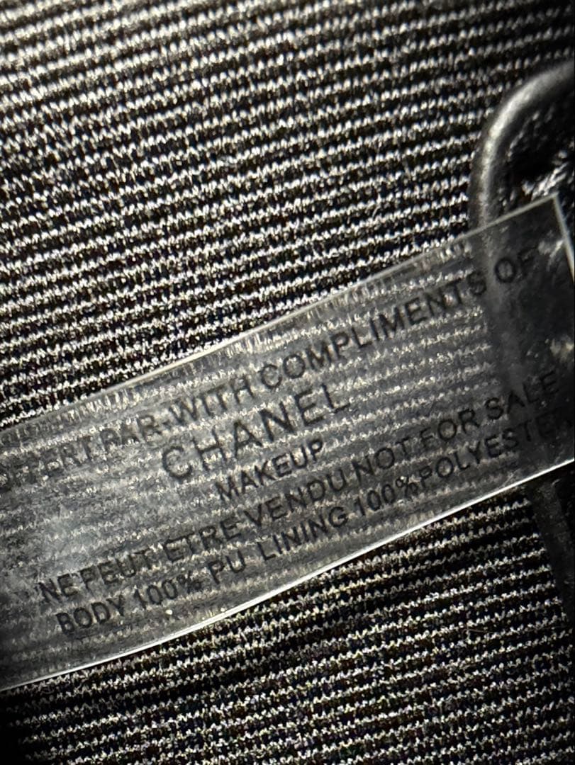 シャネル ブラック ミニバッグ チェーンショルダー　ノベルティ新品　初期汚れあり