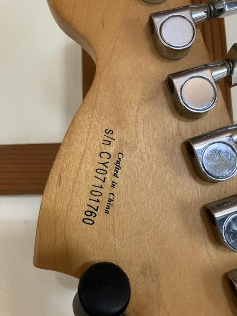 Squier エレキギター ブラック