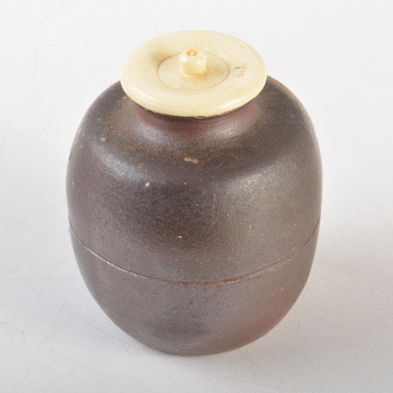 茶道具　備前焼　猪俣政昭作　茶入　仕覆付　共箱　V　6523