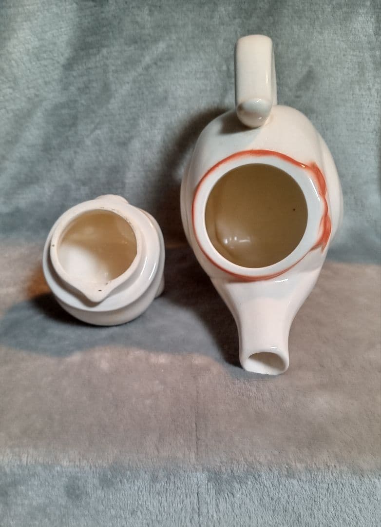 ゲーベル社 猫ティーポット　水注