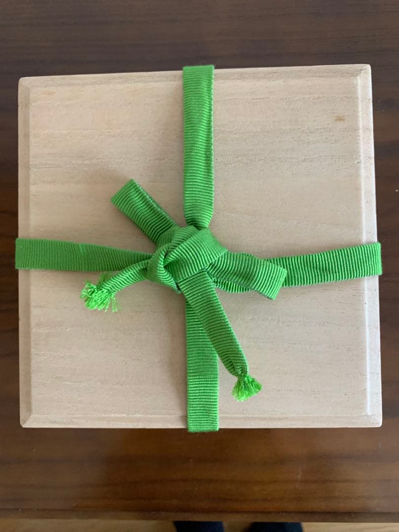 [美品]銀杯　内閣総理大臣　贈　造幣局製 純銀製　刻印　136.9グラム　木箱