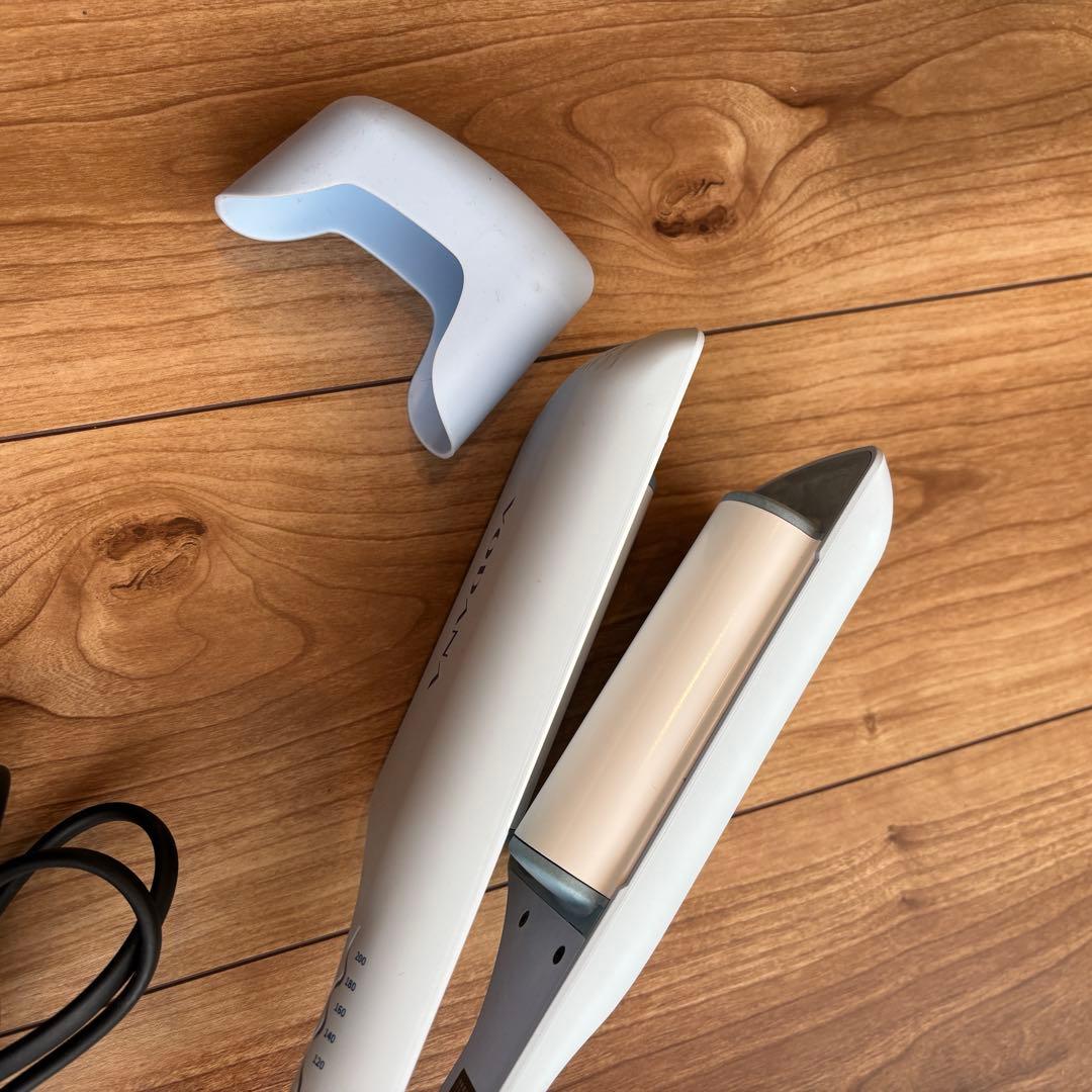 VODANA/ボダナ トリプルウェーブアイロン（40mm）