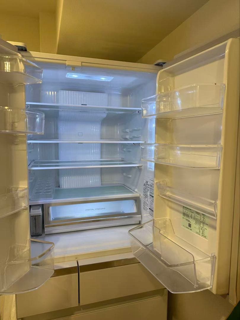 ホワイト 引き出し式冷蔵庫 パナソニック NR-F504GV 日本製　501L