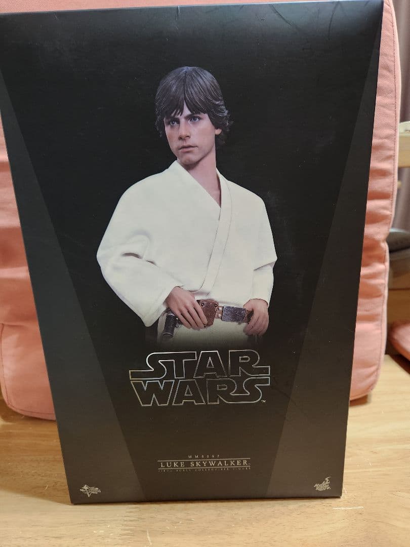 ホットトイズ　ルーク・スカイウォーカー　スターウォーズ　フィギュア