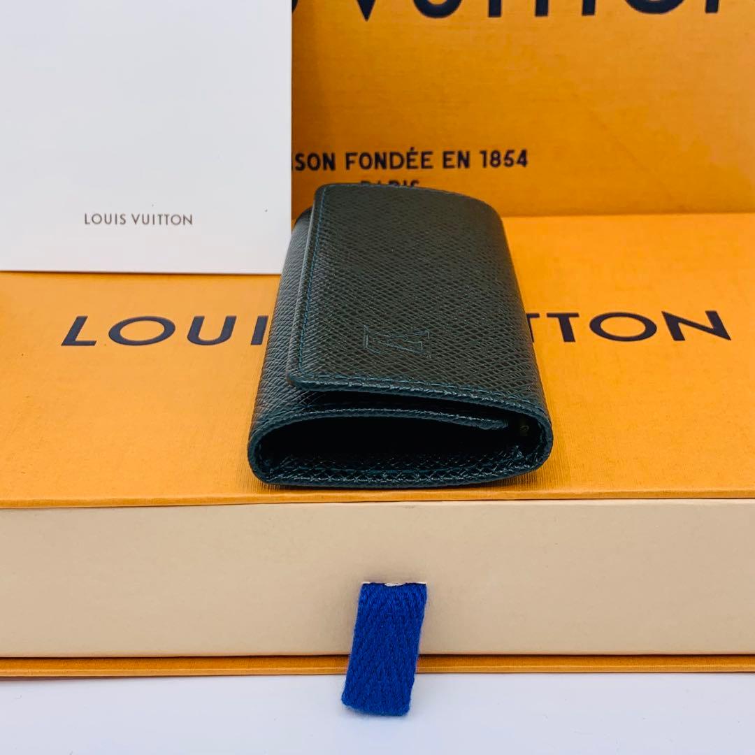 【新品同様】ルイヴィトン　キーケース　ミュルティクレ4 4連　タイガ