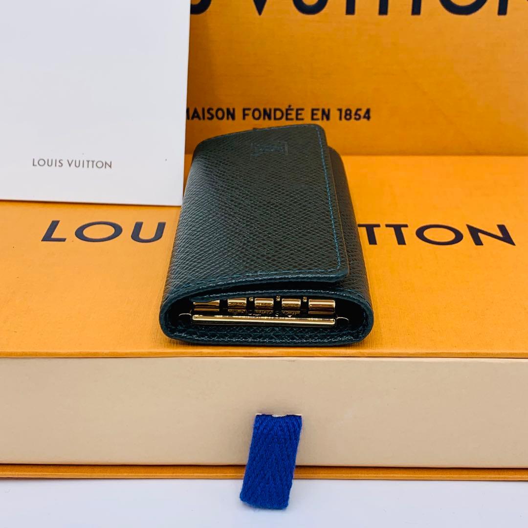 【新品同様】ルイヴィトン　キーケース　ミュルティクレ4 4連　タイガ