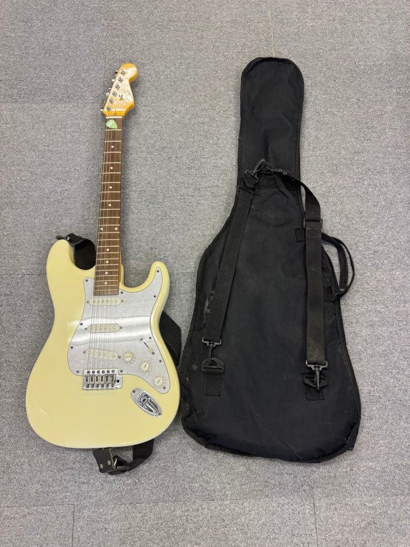 Mavis ストラトタイプ エレキギター ホワイト メープル