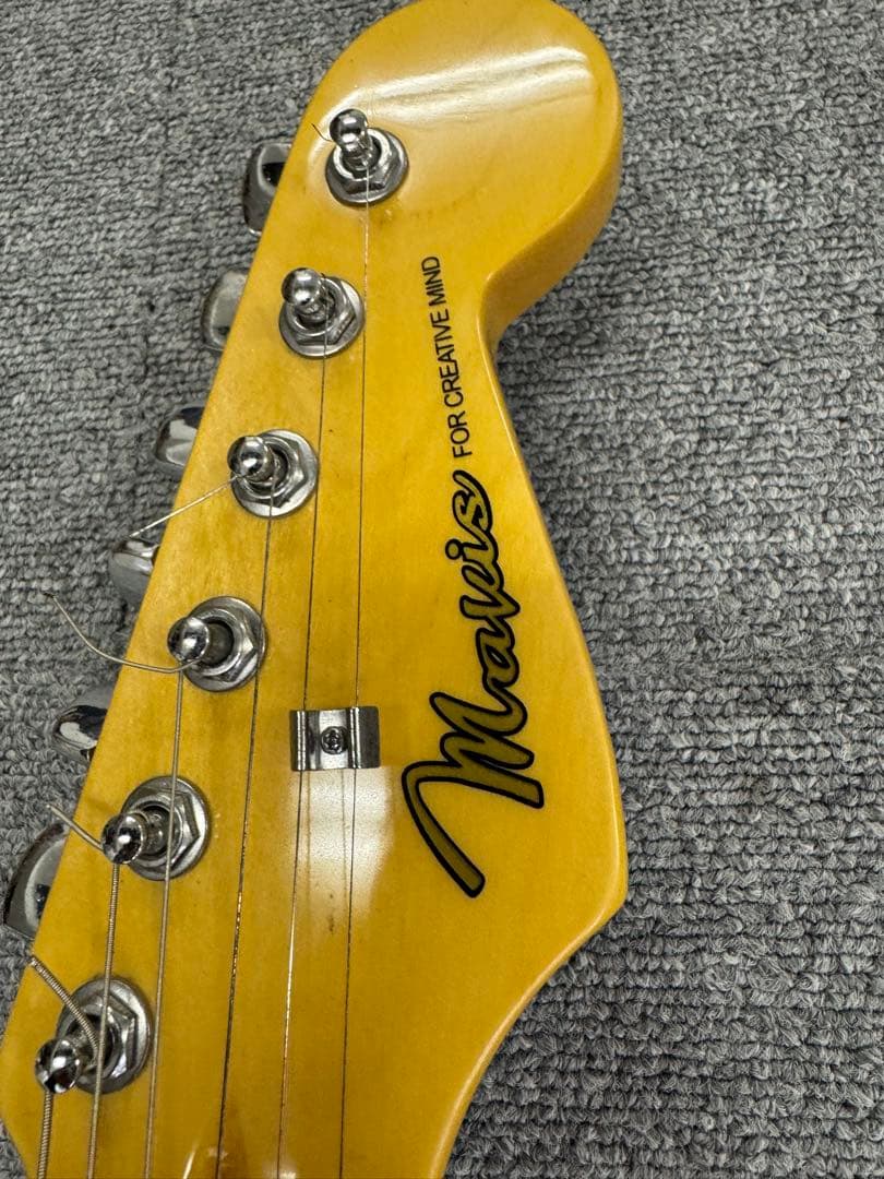 Mavis ストラトタイプ エレキギター ホワイト メープル